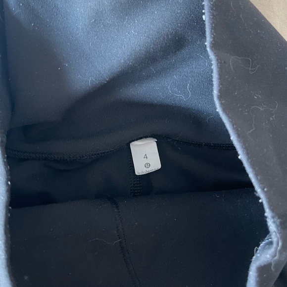 lululemon shorts - Picture 2 of 3